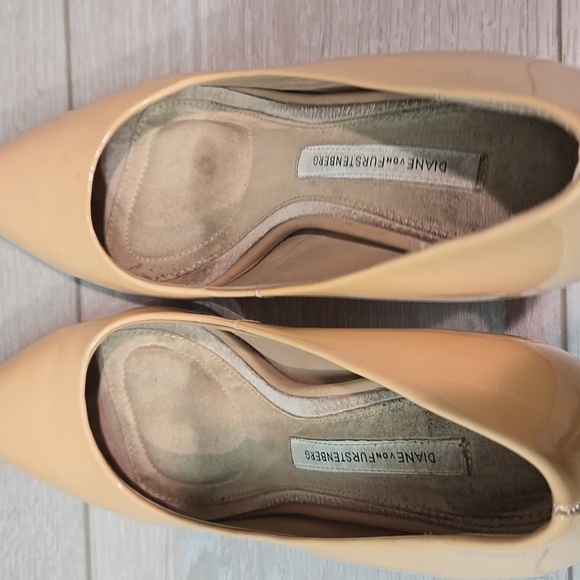 Diane Von Furstenberg Women The Pointed toe Heels shoes sz 6.5M - Picture 8 of 12